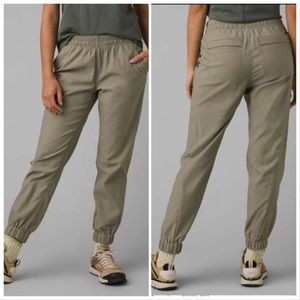 Like New! PrAna Alana Jogger Size M Sage